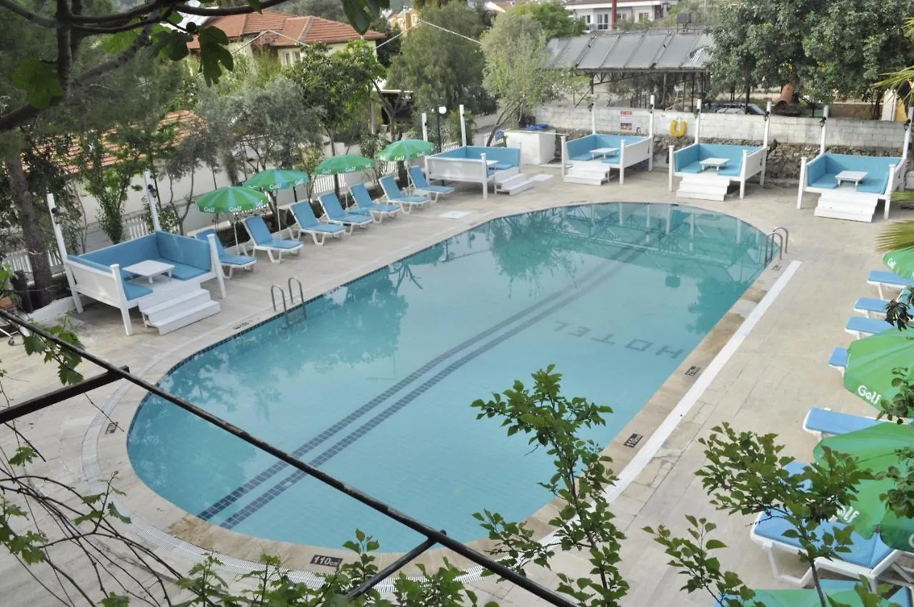 New St. Nicholas Garden Hotel Ολουντενίζ Bed and Breakfast